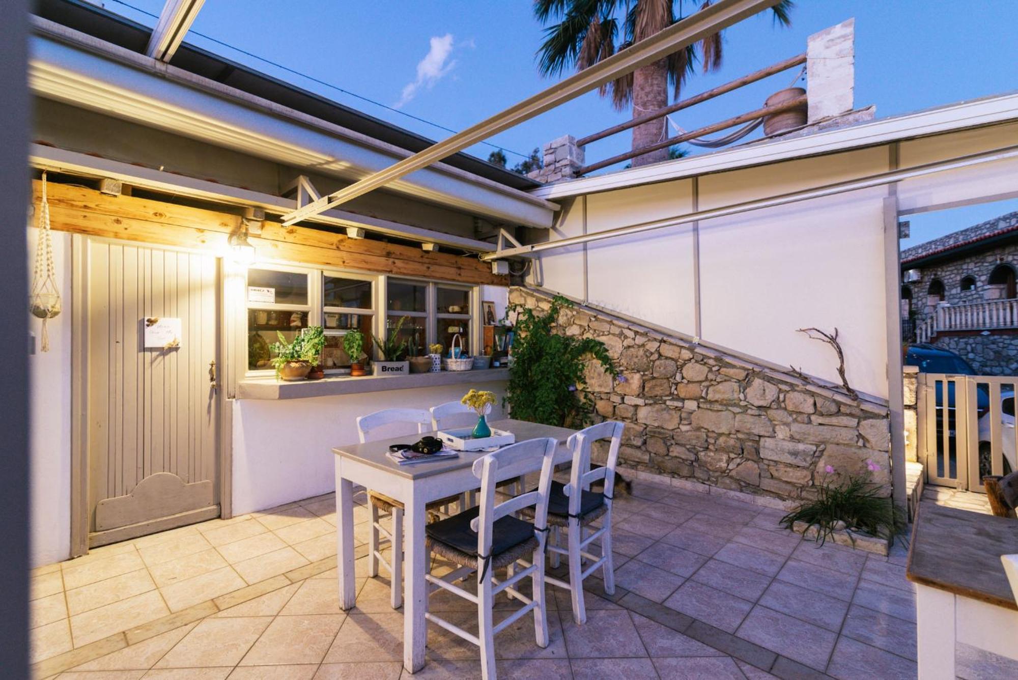 OVGORA - Ismini Sea View Room in Kamilari Village Bagian luar foto
